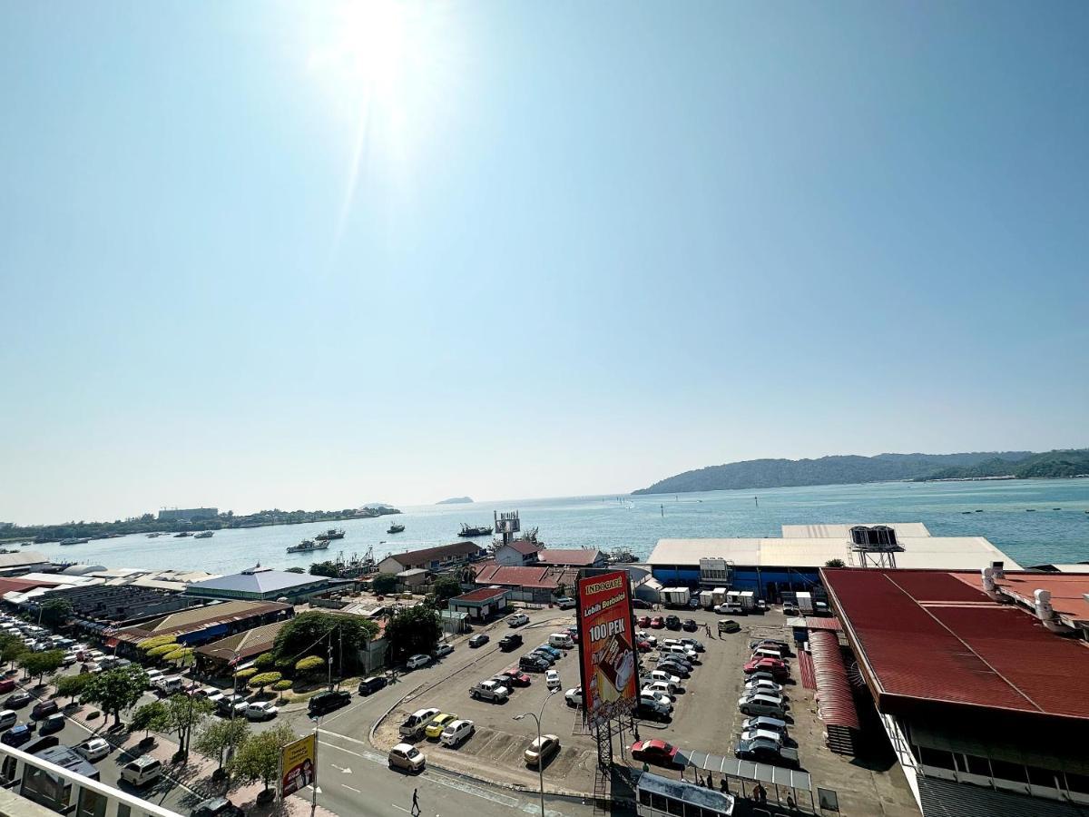 The Shore Kota Kinabalu City Centre By Lw Suites Extérieur photo