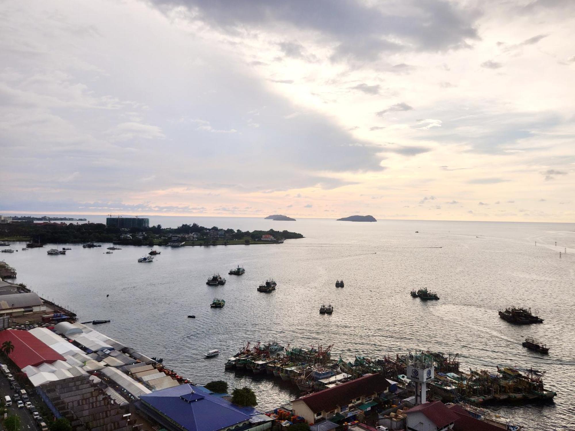 The Shore Kota Kinabalu City Centre By Lw Suites Chambre photo